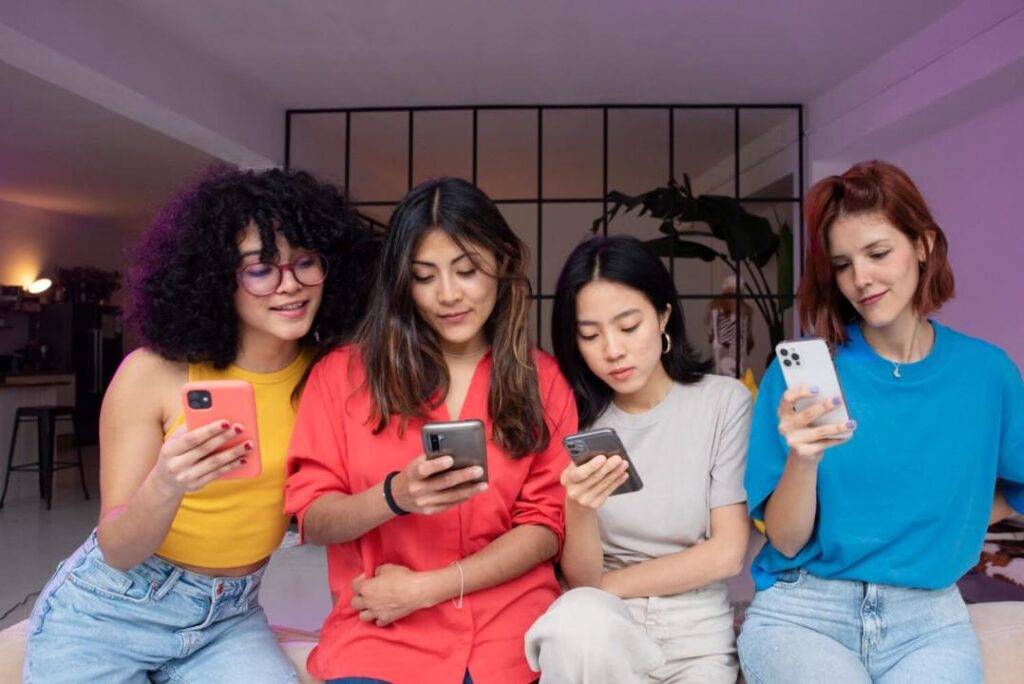 socialmediagirls